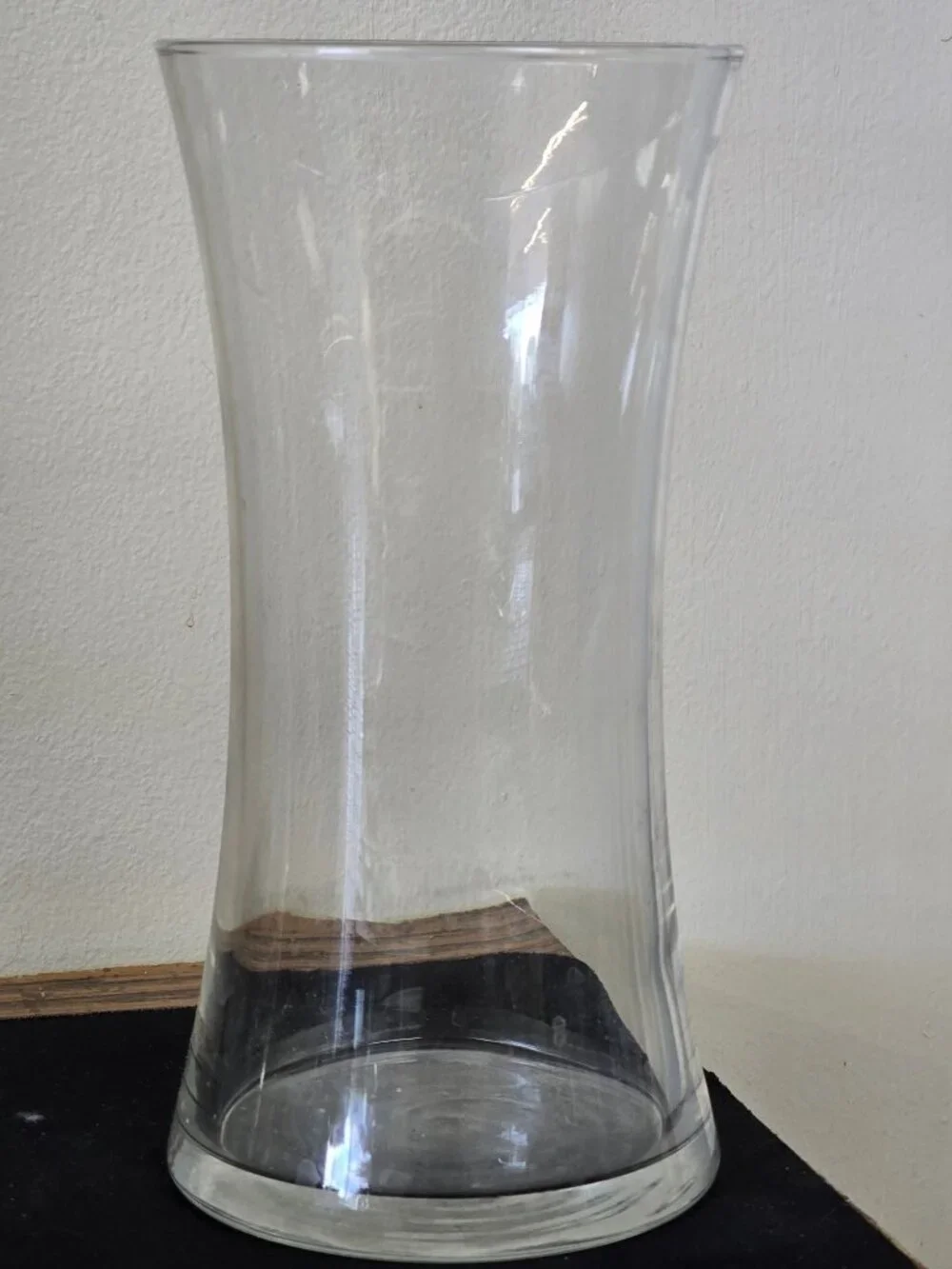 Clear Glass Vase With Flared Design 10